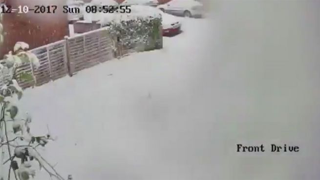 go to So schnell kann es gehen: England unter Schneedecke