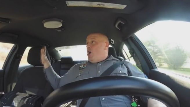 go to Taylor-Swift-Fan: Polizist mit geheimer Mission