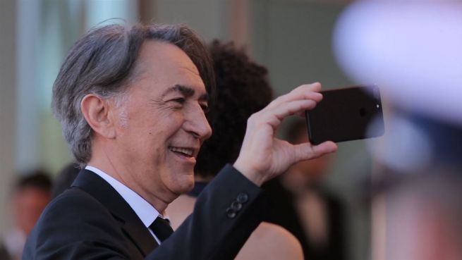 go to Selfie-Verbot: Keine Selbstinszenierung in Cannes