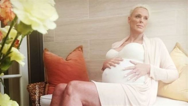 go to Mit 54: Brigitte Nielsen ist zum fünften Mal schwanger