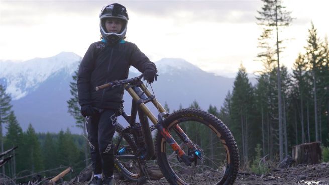 go to Jung und extrem: der 14-jährige Mountainbiker